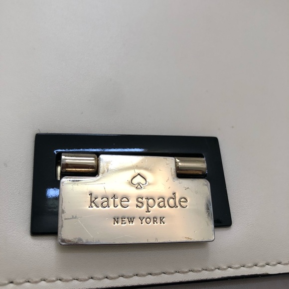 Kate Spade Magnolia Park Laurel Satchel - Picture 3 of 6